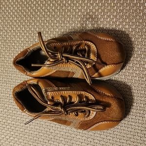 Kids leather shoes size toddlers 6W